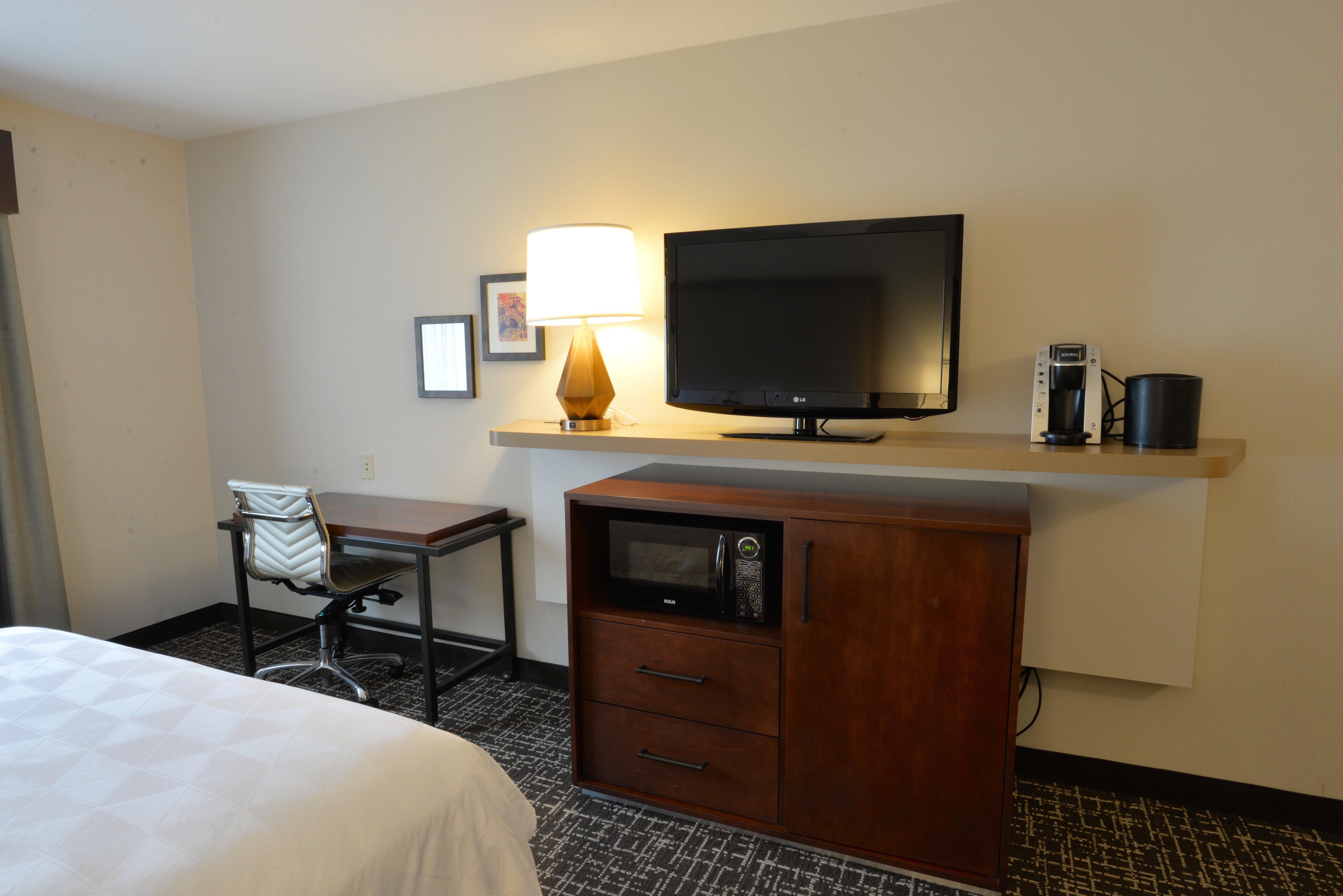 Holiday & Minneapolis-lakeville By Ihg 3*